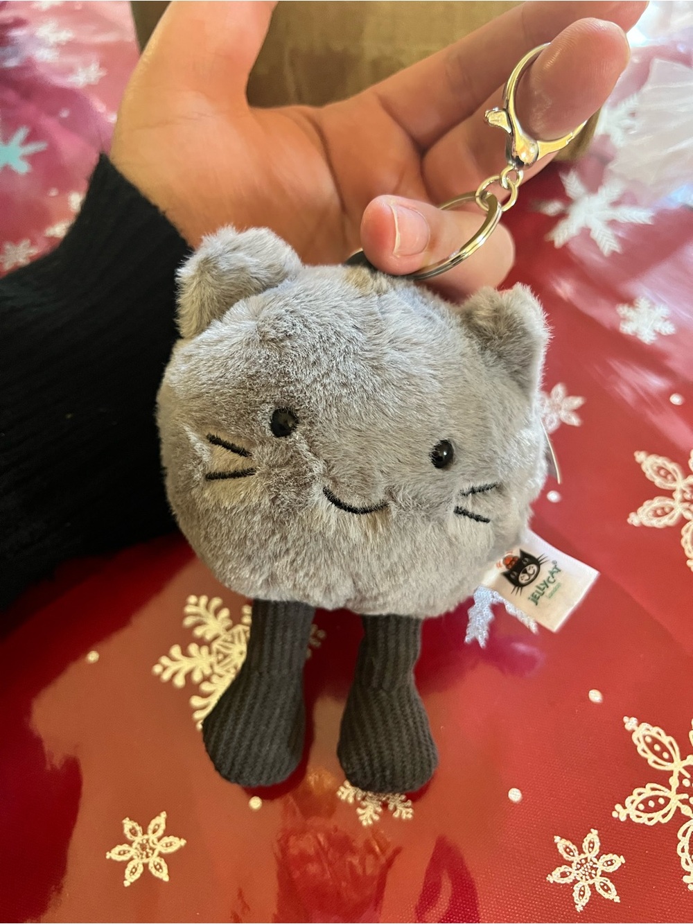 GREY CAT PLUSH KEYCHAIN - Picture 6 of 6